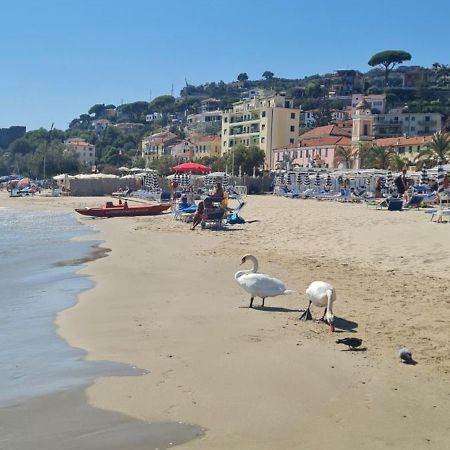 La Maisonnette Di Anna Arma di Taggia Buitenkant foto